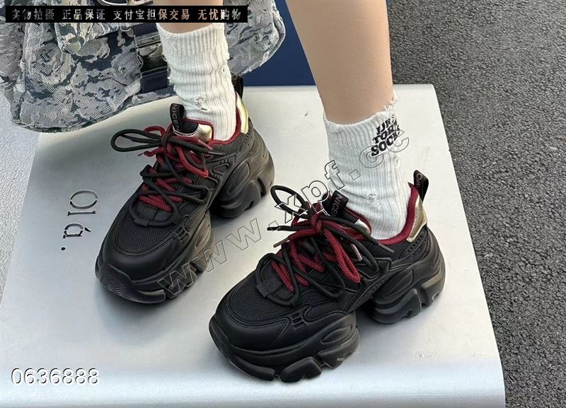 韩菲蝶发泡底老爹鞋
