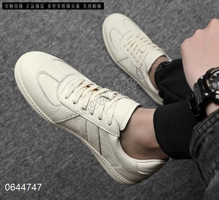 情侣款头层牛皮小白鞋15286   女款35-40码 男款38-44码
