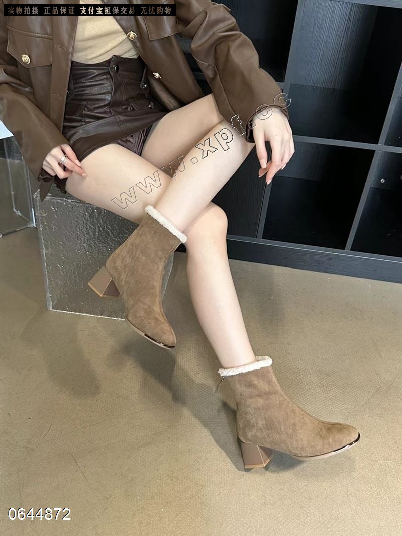 加绒短靴
