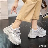 厚底休闲鞋