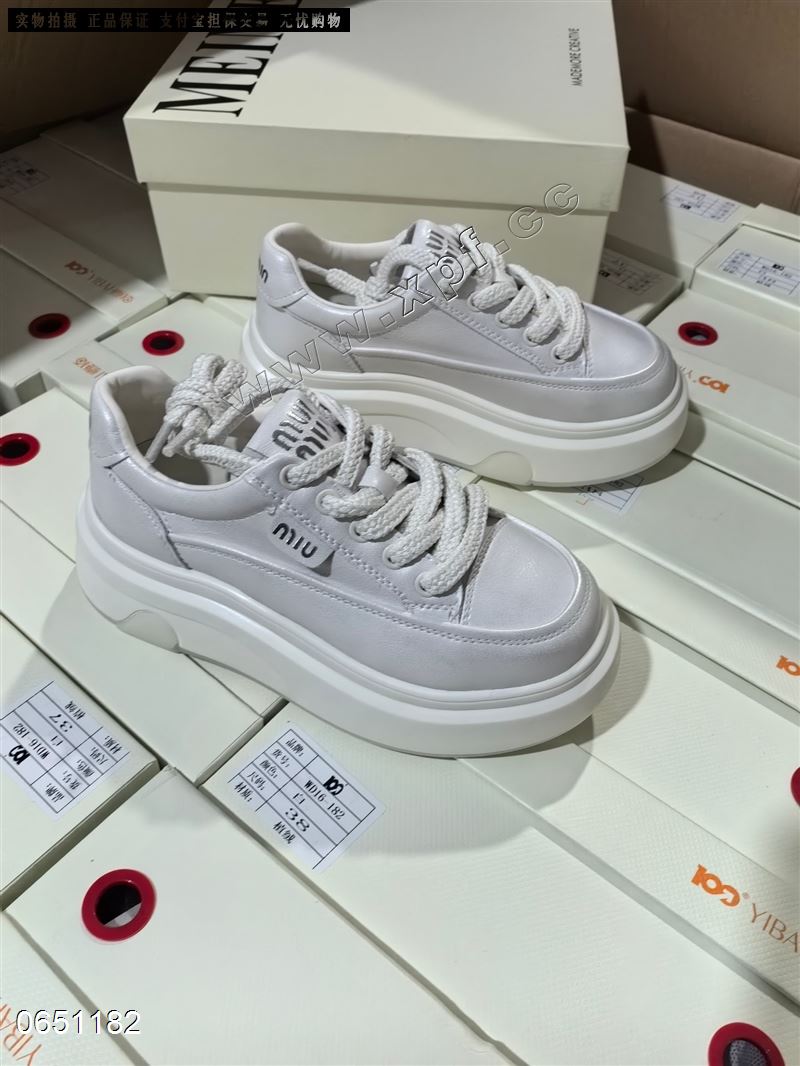 大厂吸膜底 休闲鞋