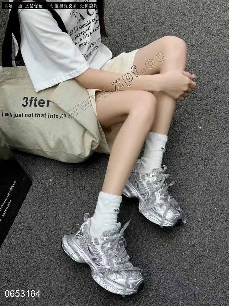 H16时尚休闲鞋A15-3