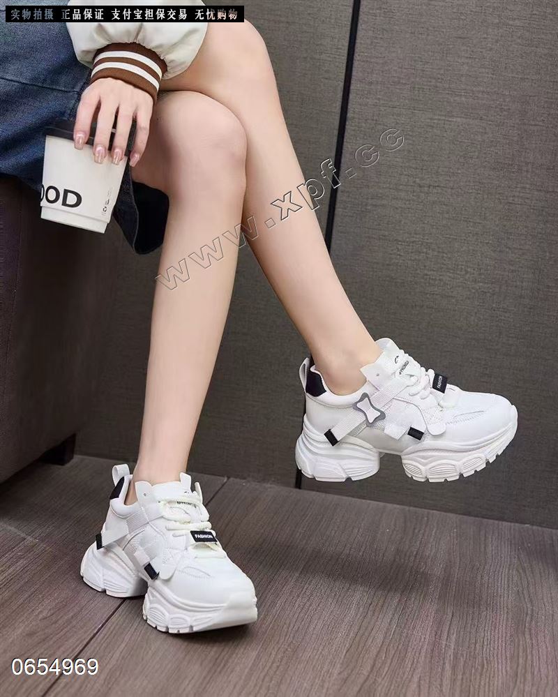 左姐右妹23051-1