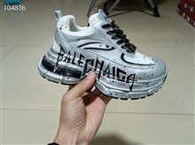 透网休闲鞋