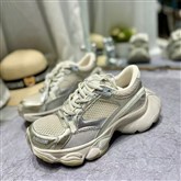 时尚休闲鞋