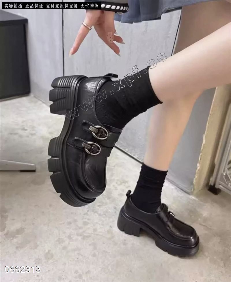 拍色