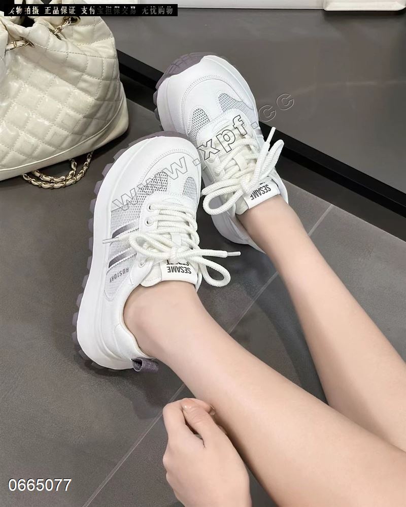 透网休闲鞋