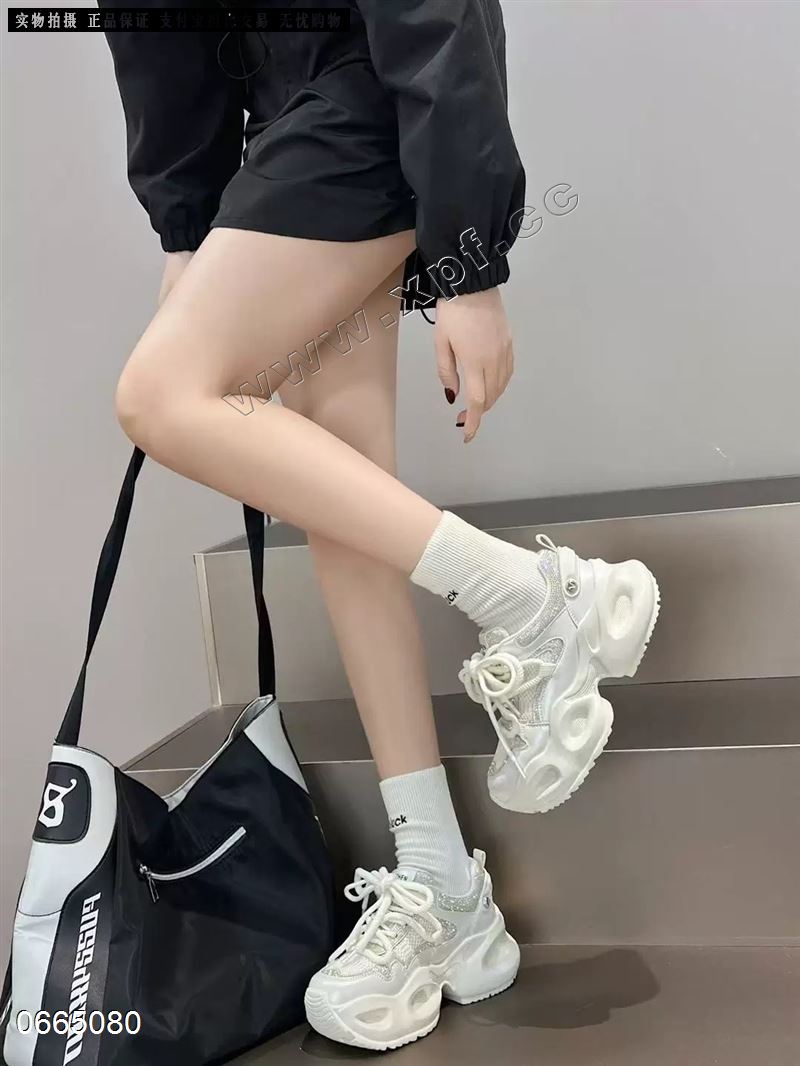 SP 透网休闲鞋