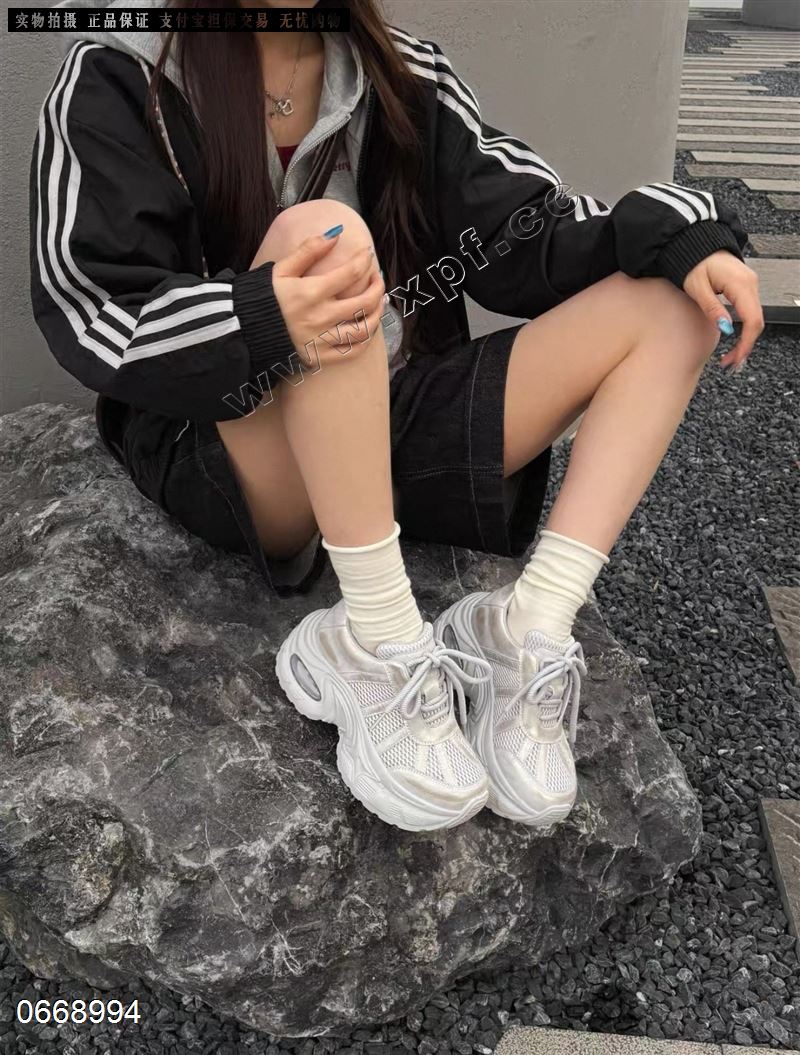 米诗思07-1015