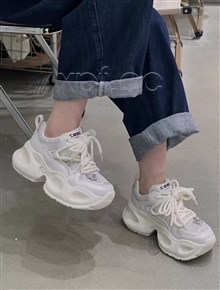 高挑