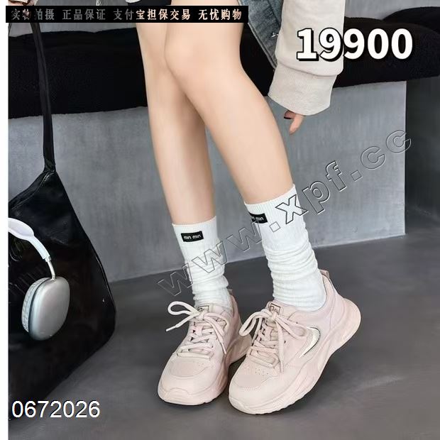时尚休闲鞋