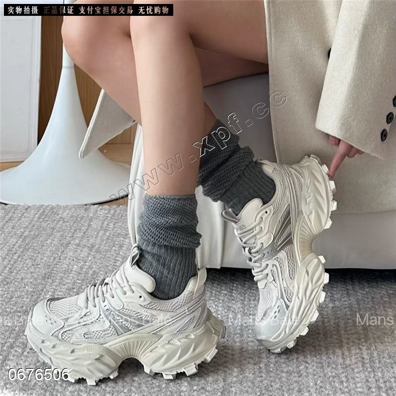 莱维罗娜 502