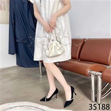 金伊佰妮