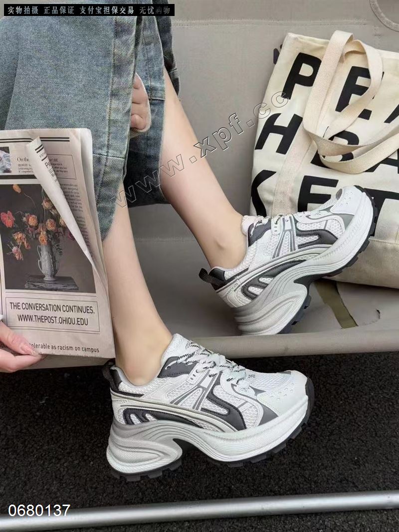 时尚休闲鞋