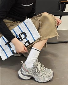 新款吸磨发泡底老爹鞋 8819-2