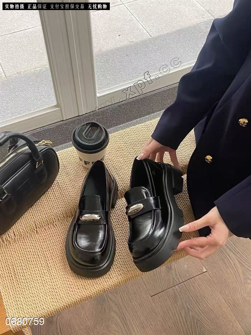 时装单鞋乐福鞋