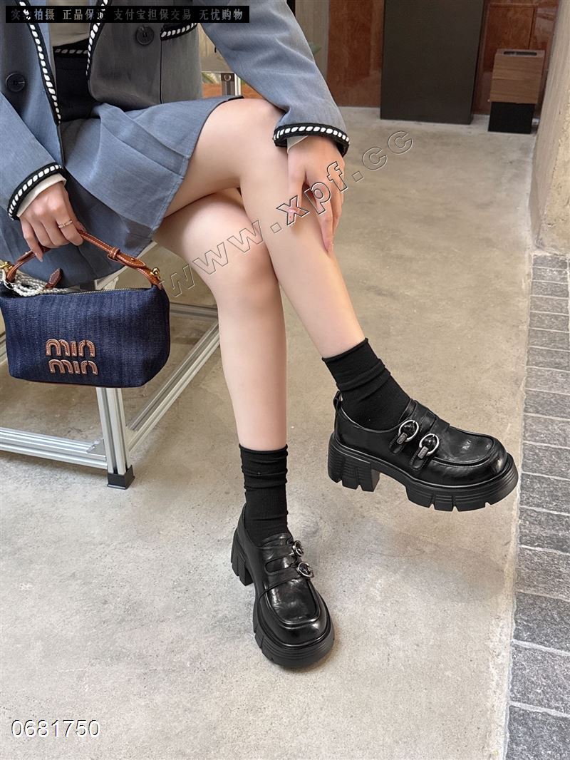 M998品牌单鞋  2713-1