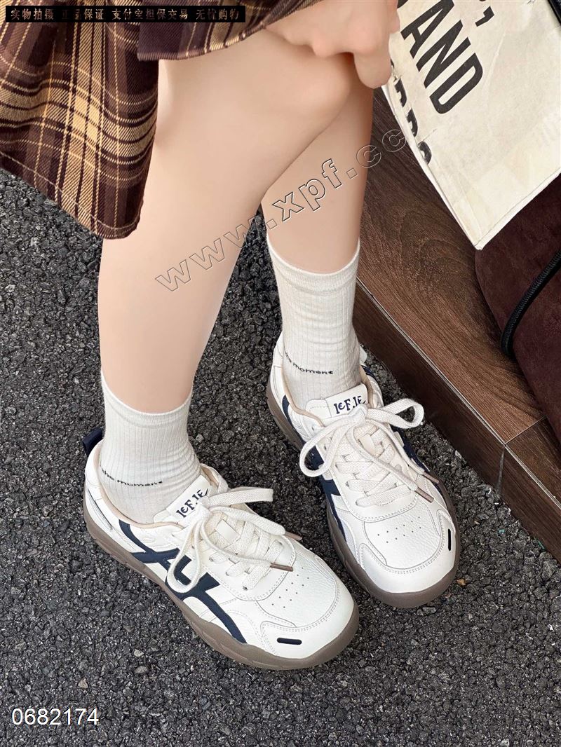 新款学生甜美淑女百搭配裙子休闲舒适耐磨女鞋 855-76