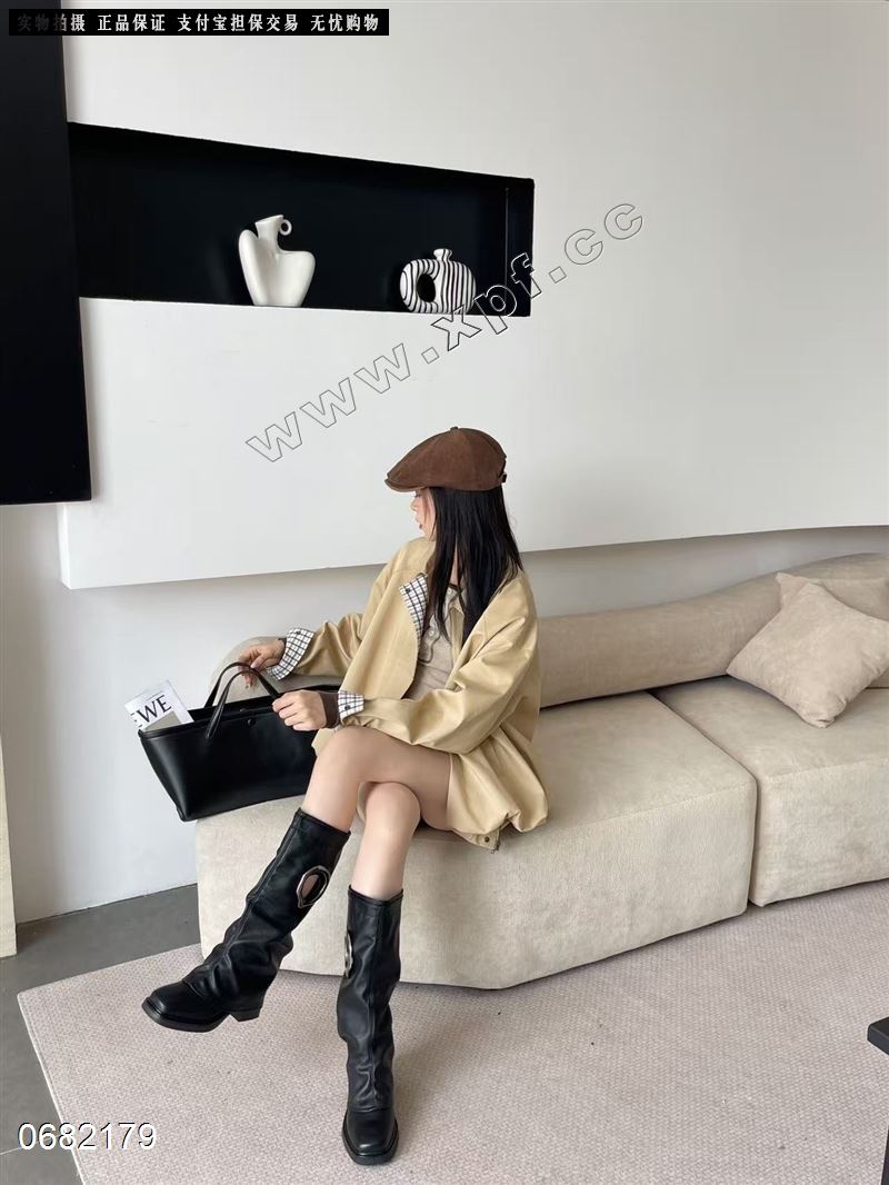 秋款大厂高靴