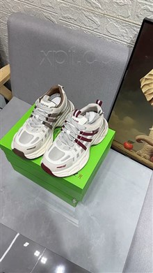 歌米高