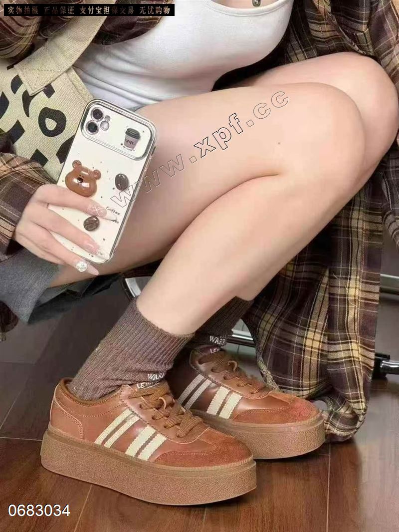 莱维罗娜2810   头层牛皮
