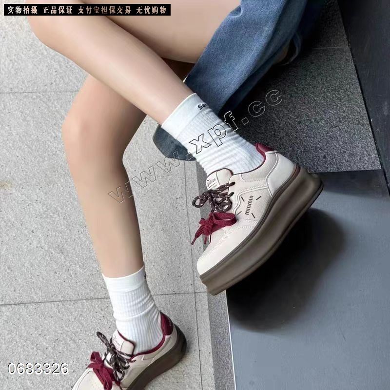 时尚休闲鞋