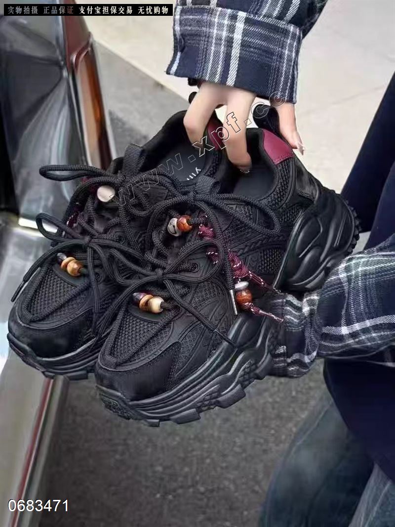 时尚休闲鞋