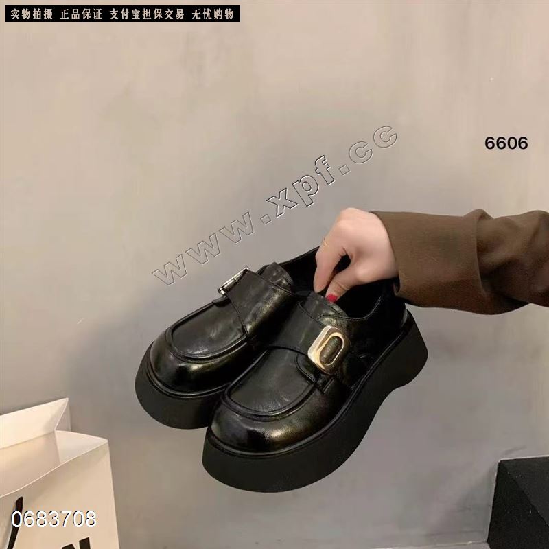 时尚厚底乐福鞋