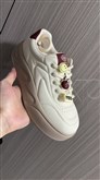 时尚休闲鞋
