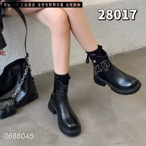 加绒短靴