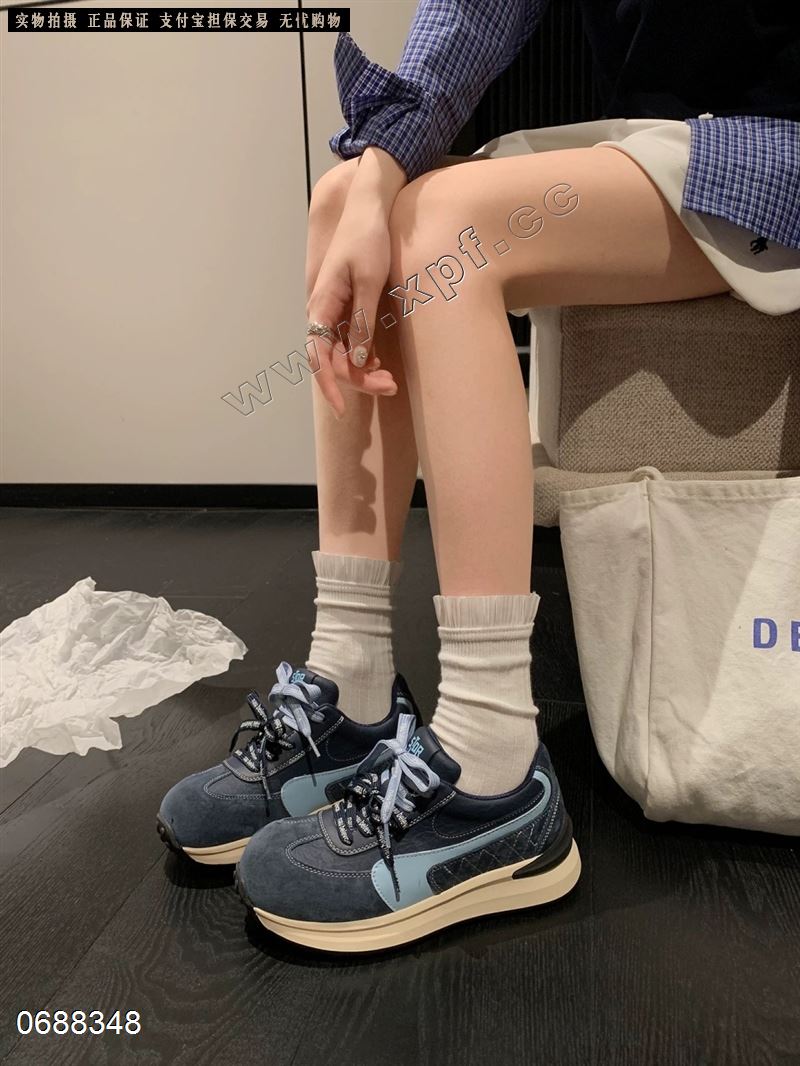 𝐑𝐄𝐓𝐀 𝐕𝐈𝐕𝐈  1091917