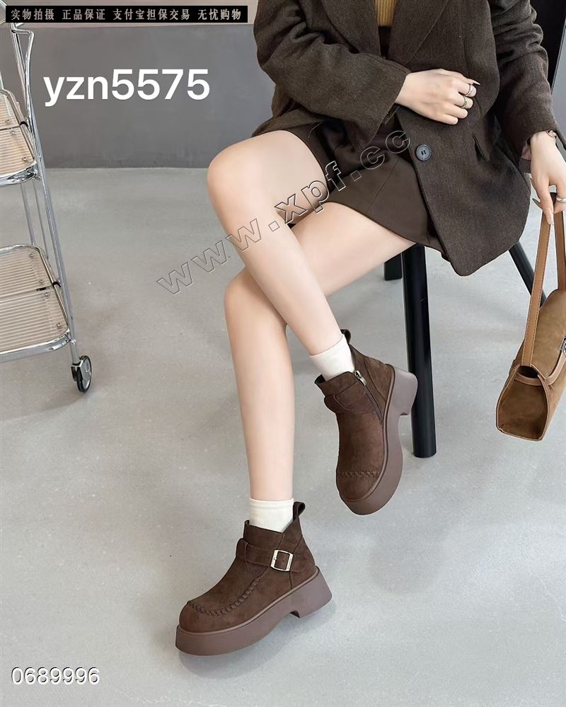 加绒短靴