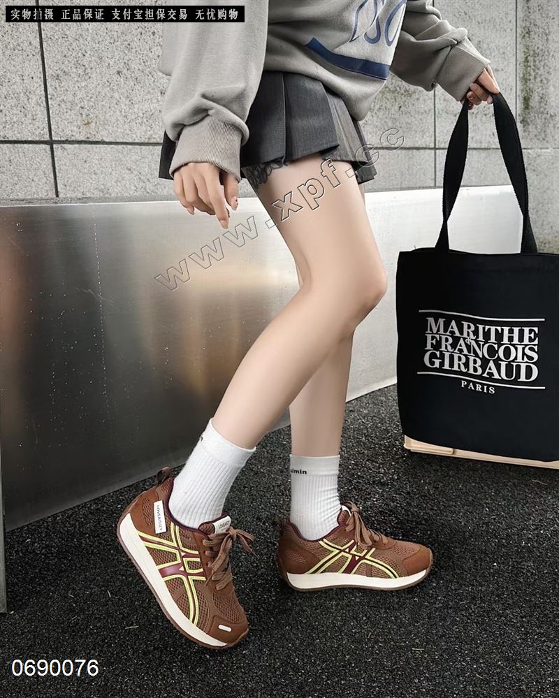 百梨萱​58-702