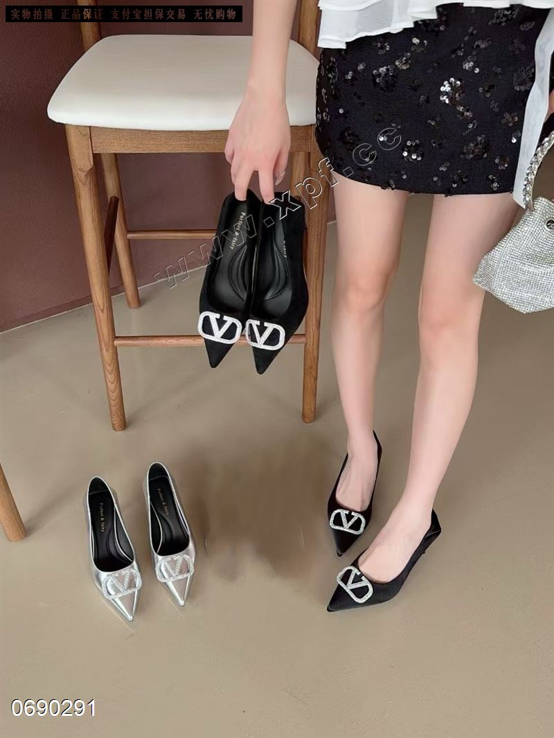 唯吾爱236  跟高6cm