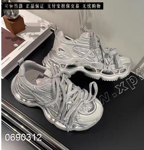 时尚休闲鞋588082