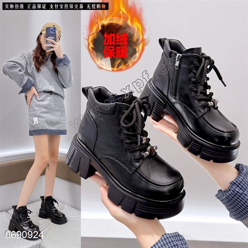 新款加绒厚底短靴A588