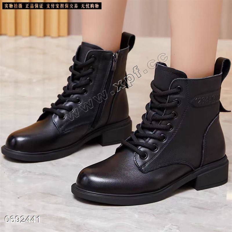 头层牛皮加棉短靴