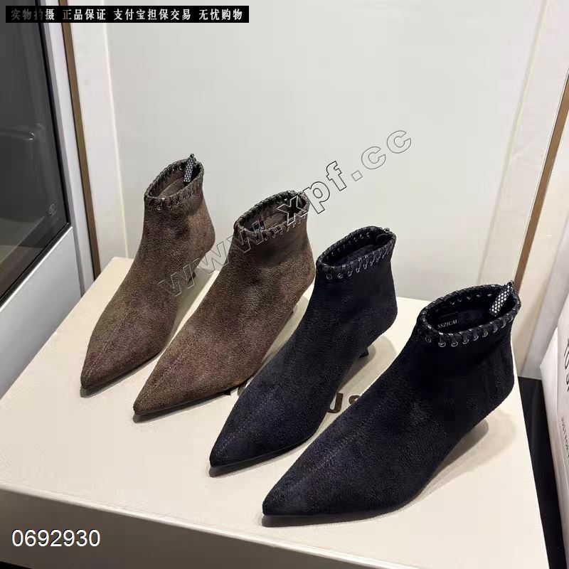 时尚绒里时装短靴