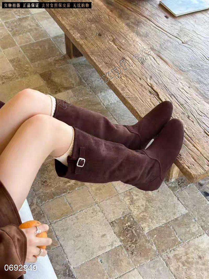 羊京绒单里高靴