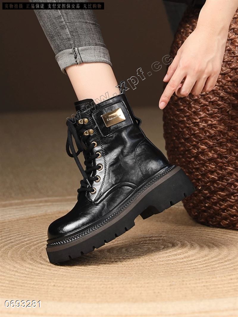 新款牛皮英伦风短靴粗跟显瘦厚底机车靴887
