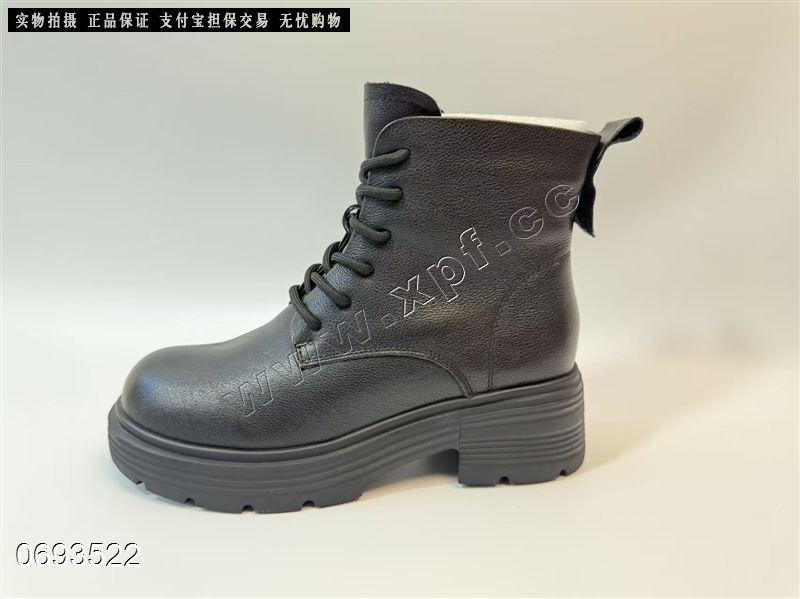 头层牛皮加绒短靴