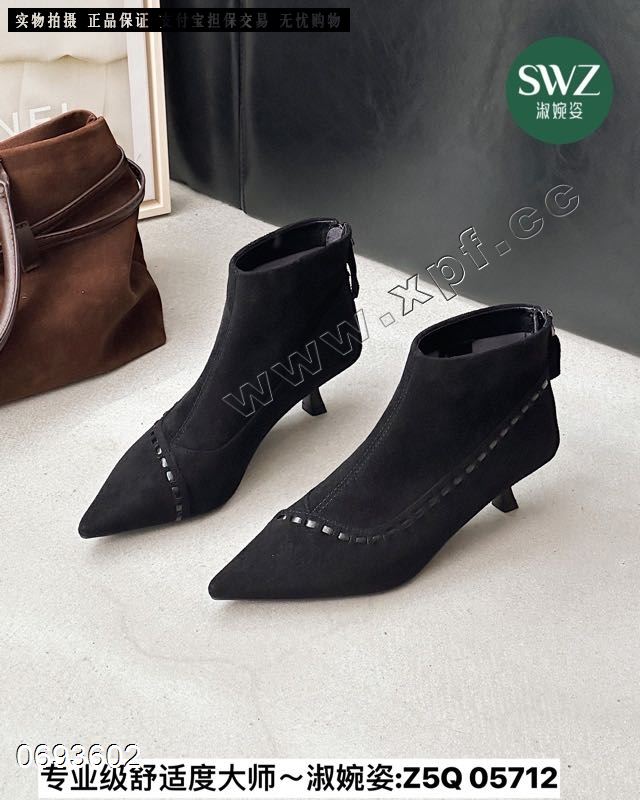 淑婉姿5712  加绒  黑色35——38码，棕色55555569码