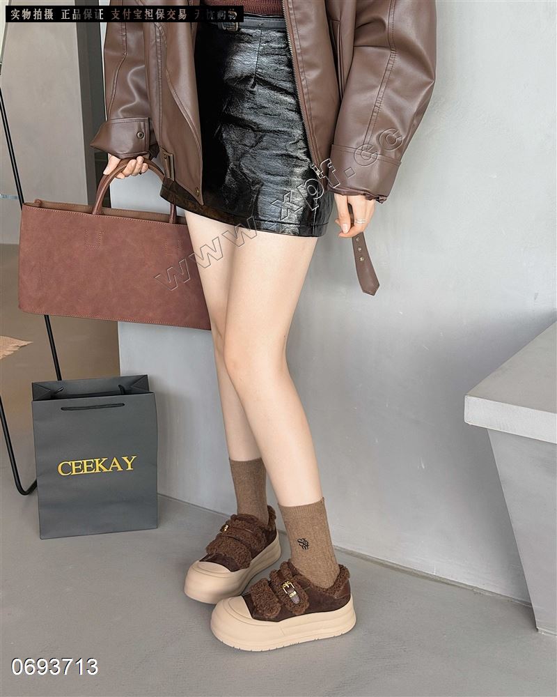 新款磨砂皮绒里休闲鞋厚底德训板鞋6830