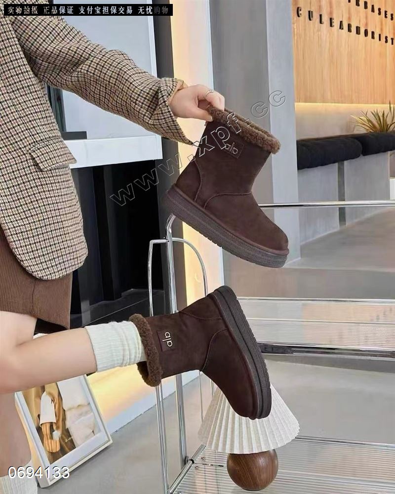 真皮真毛雪地靴