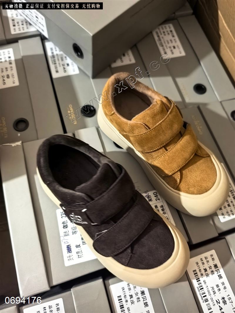 时尚休闲鞋  加棉