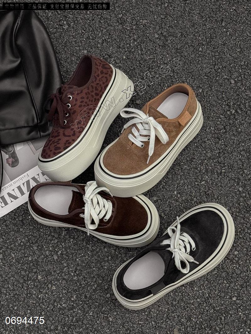 新韩系发泡薄绒厚底全皮休闲潮鞋879-1