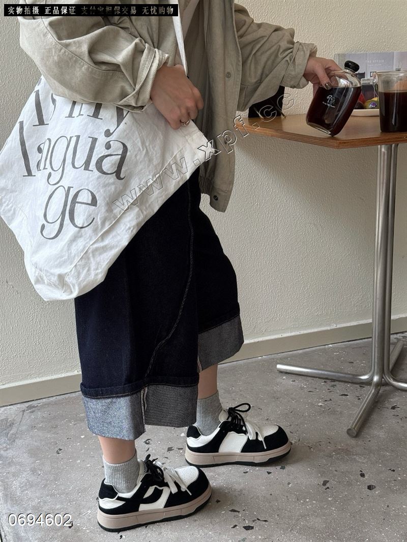 新款四季款百搭卡皮巴拉韩版圆头板鞋 7118