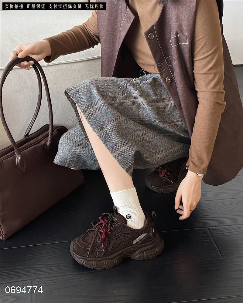 青柠鱼  灰色000咖色6667880清货