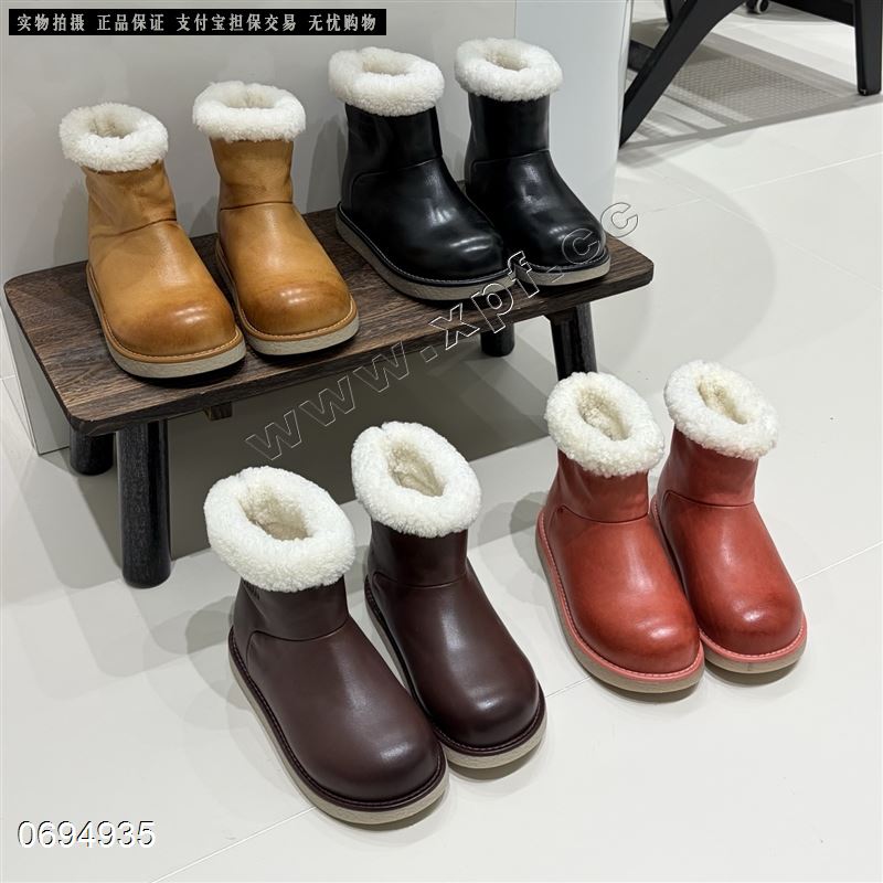 新款头层牛皮羊毛内里短靴553YM