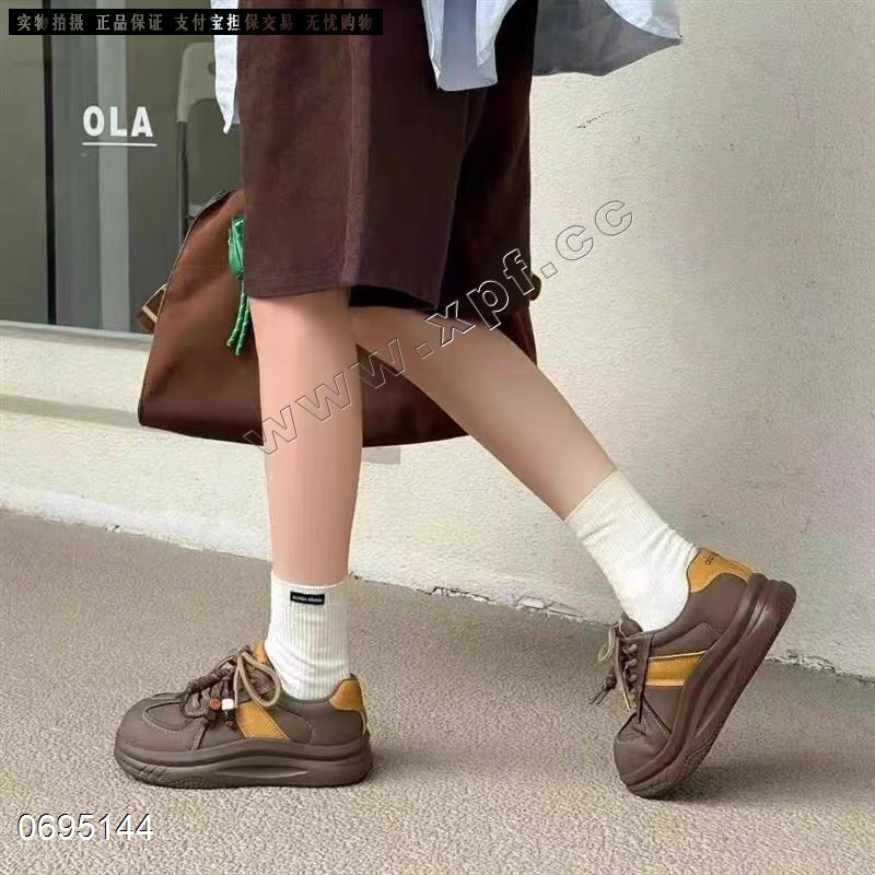 品牌休闲鞋